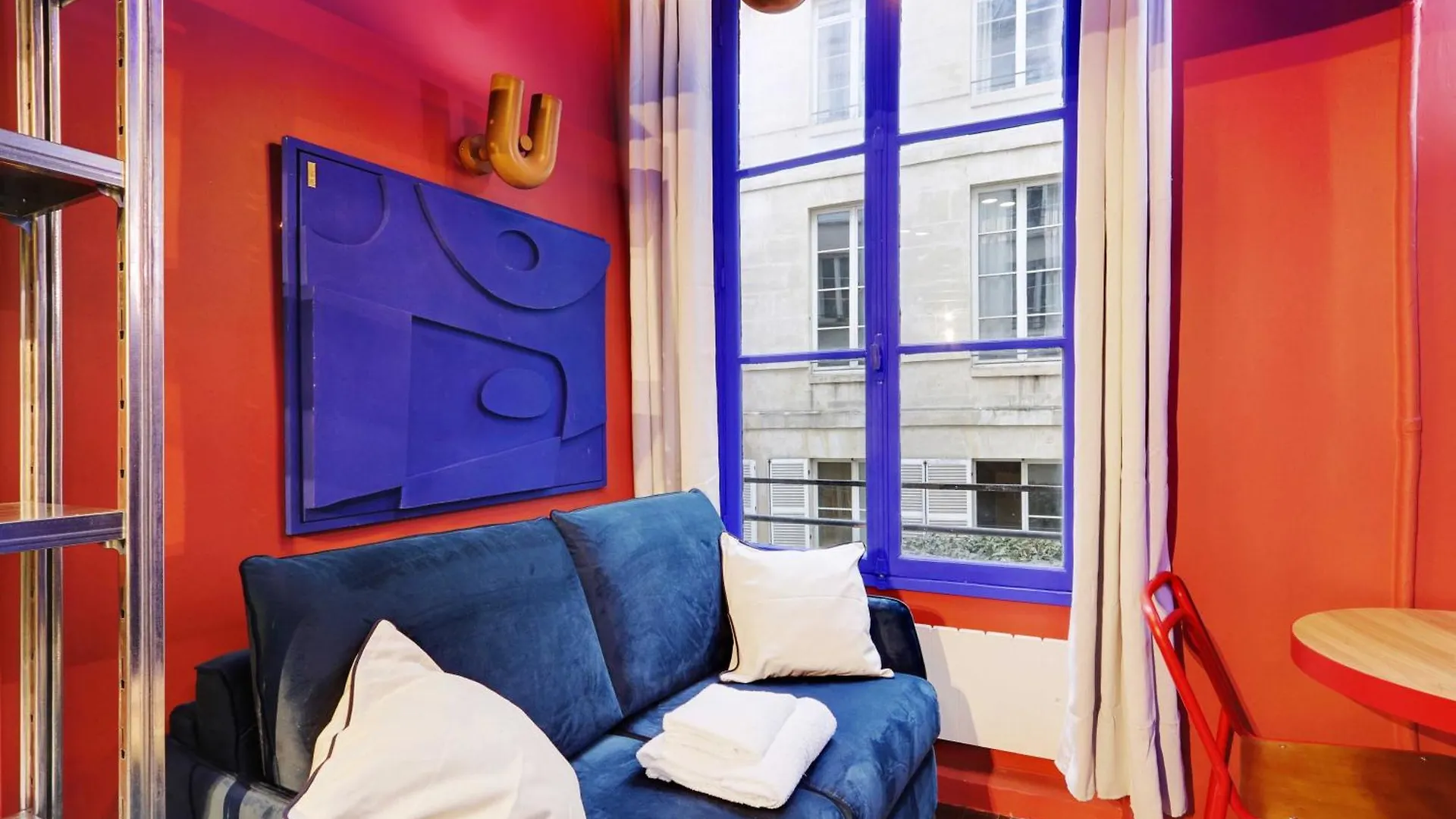 Colourful For 2 - Heart Of Le Marais *